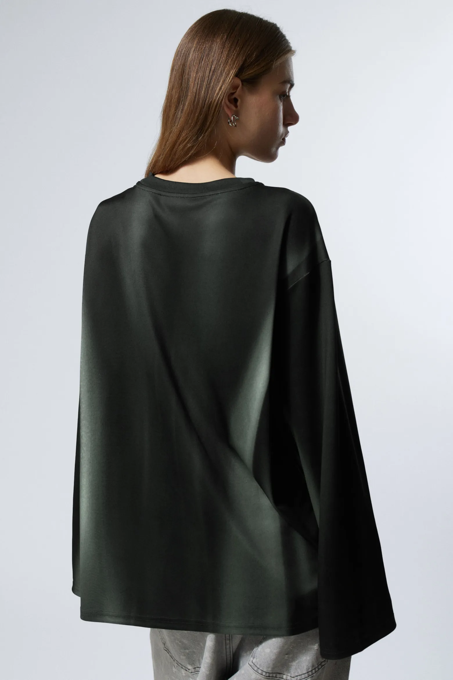 LANGÄRMELIGES SPORT-SHIRT IM OVERSIZE-LOOK|Weekday Store