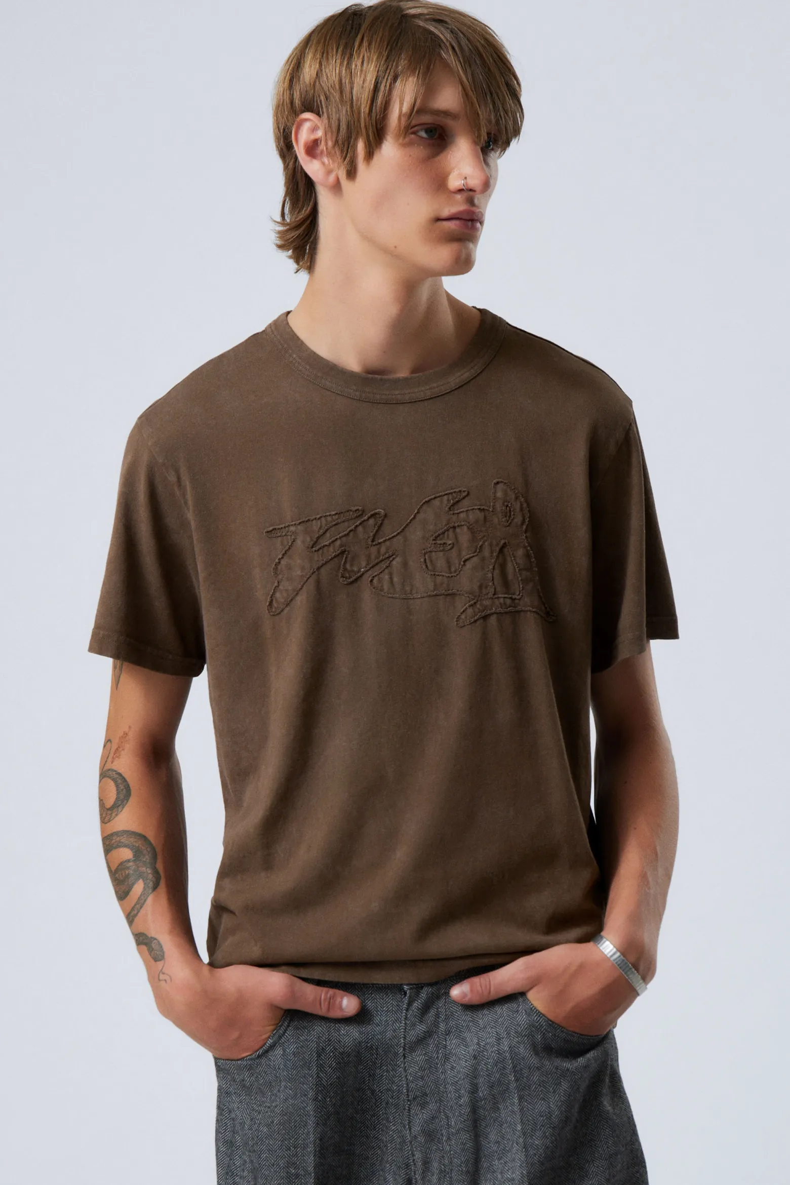LEICHTES T-SHIRT MIT GRAFIK|Weekday Sale
