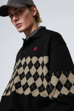 LOCKER GESCHNITTENES GRAPHIC POLO-SWEATSHIRT|Weekday Best Sale