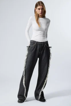 LOCKERE JEANS MIT FRANSIGER TWIST-NAHT|Weekday Discount