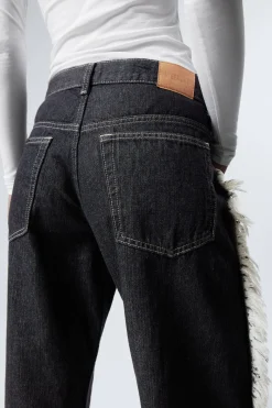 LOCKERE JEANS MIT FRANSIGER TWIST-NAHT|Weekday Discount