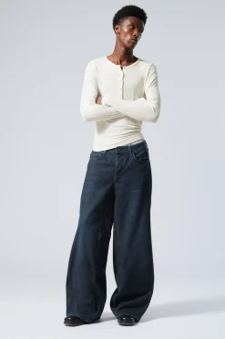 LOCKERE, WEITE JEANS MIT NORMALER TAILLE|Weekday New