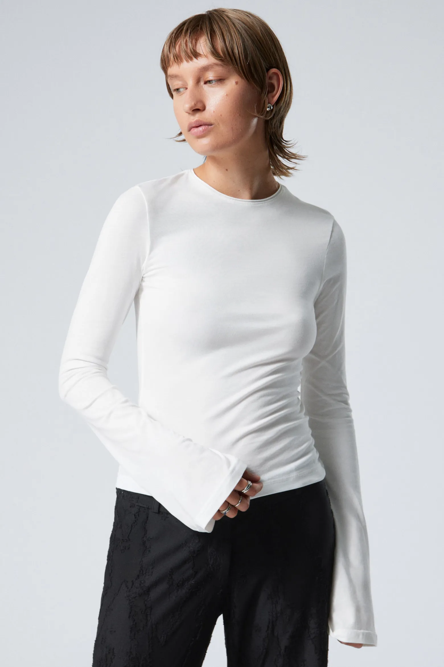 LONGSLEEVE AUS BAUMWOLLE|Weekday Hot