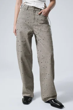LOW WAIST LOOSE WIDE LEG EYELET TWILL TROUSERS|Weekday Fashion