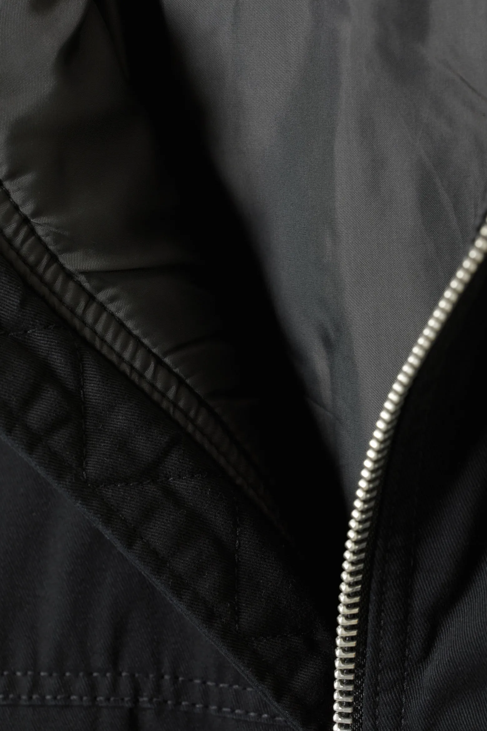 LÄSSIGE BOMBERJACKE AUS BAUMWOLLE|Weekday New