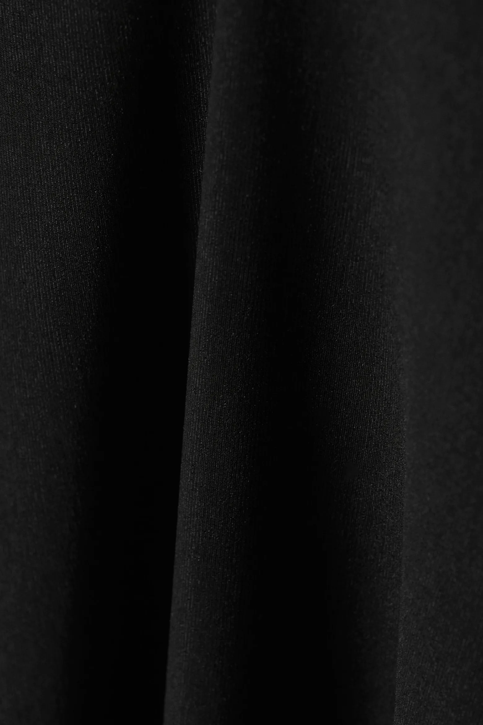 MAXI-NECKHOLDERKLEID MIT OFFENEM RÜCKEN|Weekday Discount