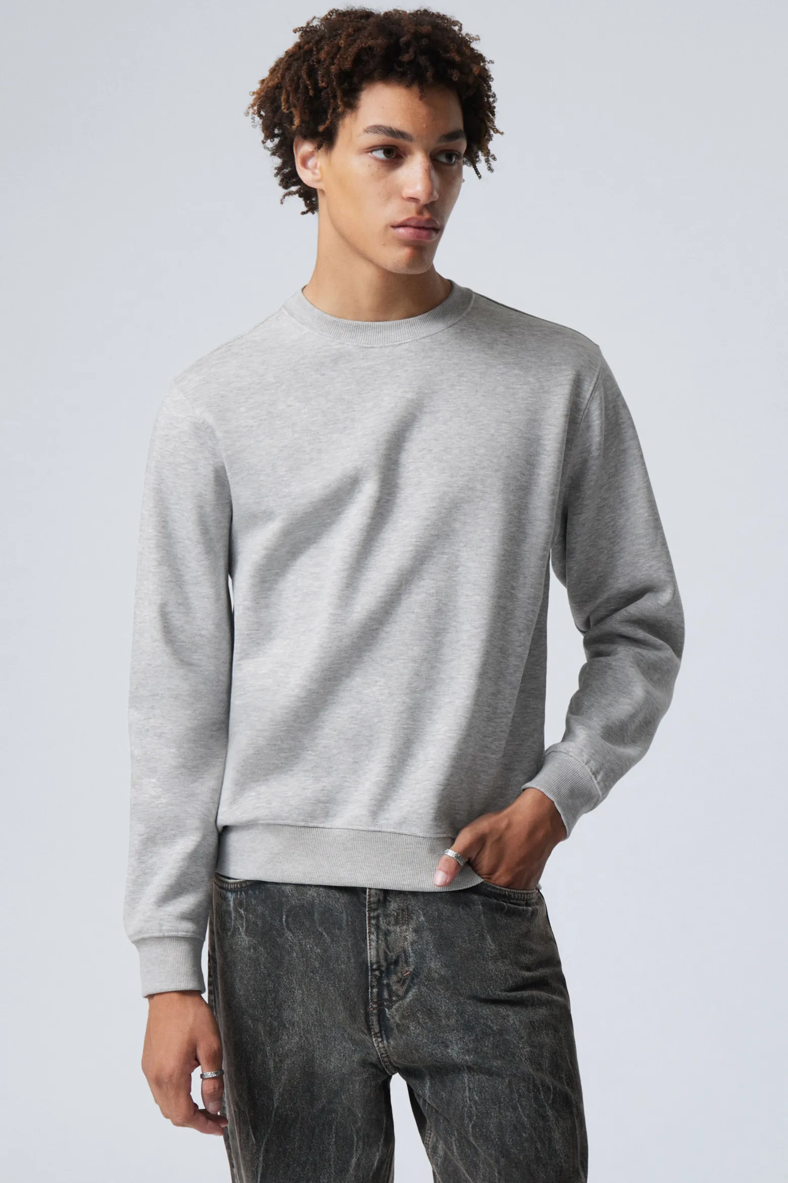 MITTELSCHWERES STANDARD-SWEATSHIRT|Weekday Cheap