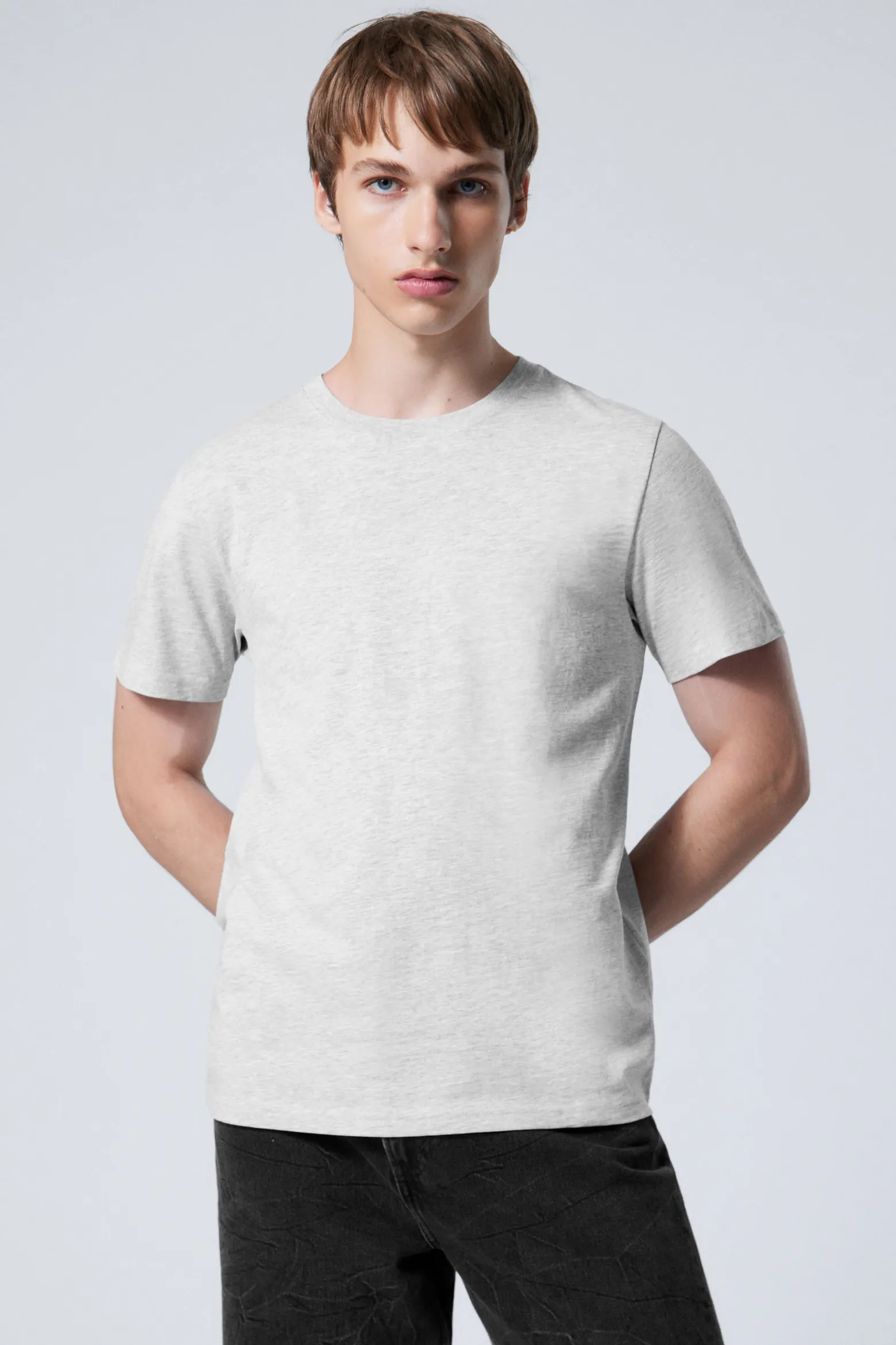 MITTELSCHWERES STANDARD-T-SHIRT|Weekday New
