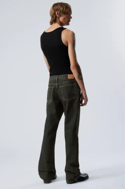 MOTION – SCHMAL GESCHNITTENE BOOTCUT-JEANS|Weekday Clearance