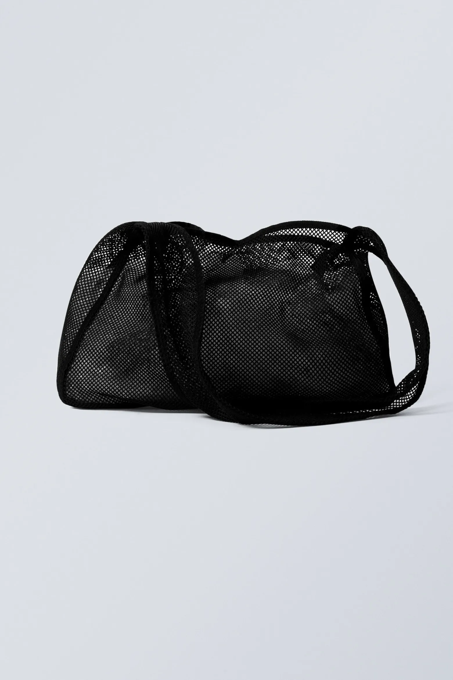 NETZ-UMHÄNGETASCHE|Weekday Store