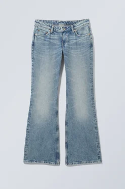 NOVA LOW WAIST SLIM BOOTCUT LEG JEANS|Weekday Hot