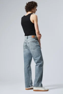 ORBIT MID WAIST REGULAR STRAIGHT LEG JEANS|Weekday Fashion
