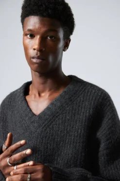 OVERSIZE-STRICKPULLOVER AUS WOLLMISCHUNG|Weekday Hot
