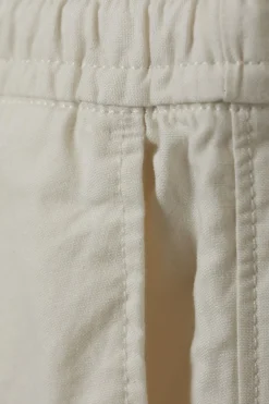 OXFORD-SHORTS MIT NORMALER PASSFORM|Weekday Store
