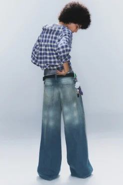 POSER – WEITE JEANS MIT NORMALER TAILLE|Weekday Store