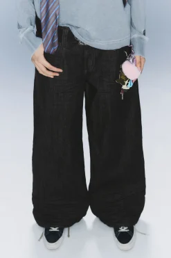 POSER – WEITE JEANS MIT NORMALER TAILLE|Weekday Store