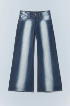 POSER – WEITE JEANS MIT NORMALER TAILLE|Weekday Online