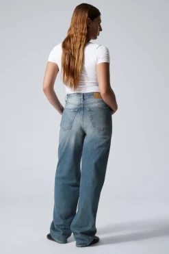 RAIL MID WAIST LOOSE WIDE LEG JEANS|Weekday Sale