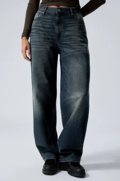 RAIL MID WAIST LOOSE WIDE LEG JEANS|Weekday Fashion