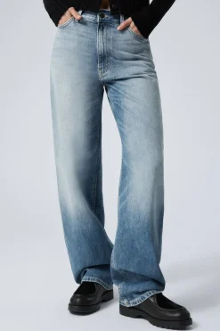 RAIL MID WAIST LOOSE WIDE LEG JEANS|Weekday Cheap