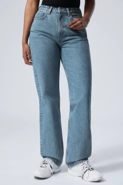 RESOLUTE CURVE HIGH WAISTED REGULAR STRAIGHT JEANS|Weekday Shop