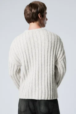 RIPPSTRICK-PULLOVER MIT KURZER LÄNGE|Weekday Cheap
