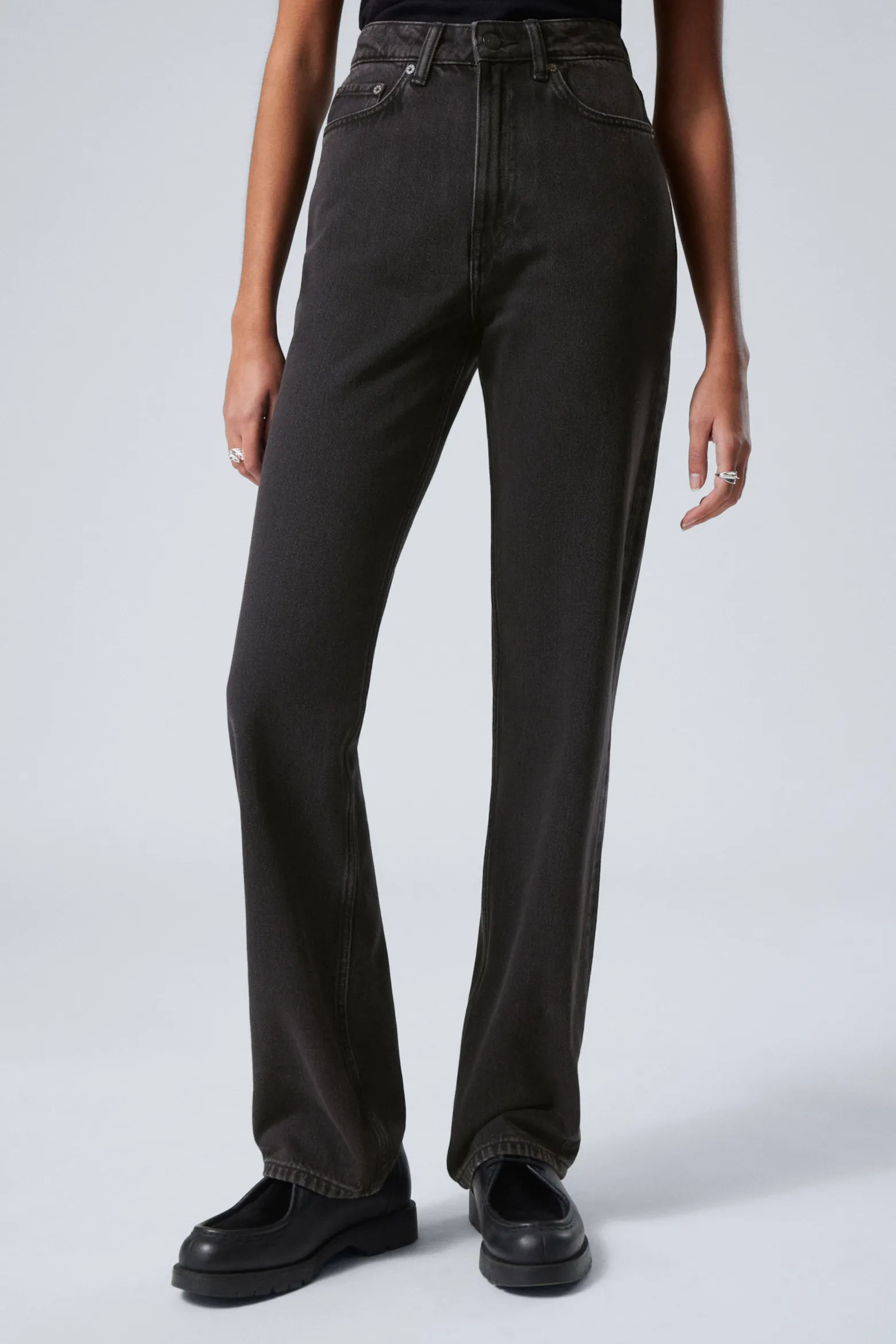 ROWE SUPER HIGH WAISTED REGULAR STRAIGHT LEG JEANS|Weekday Shop