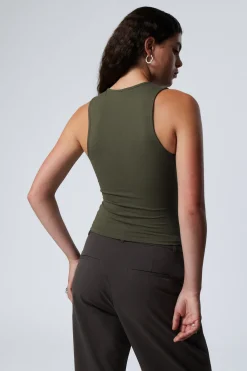 SCHMAL GESCHNITTENES, ÄRMELLOSES ZIP-TOP|Weekday Cheap
