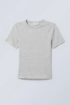 SCHMAL GESCHNITTENES T-SHIRT|Weekday Discount