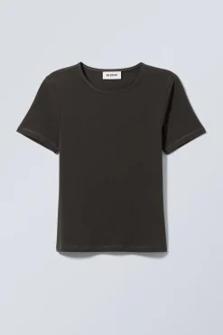 SCHMAL GESCHNITTENES T-SHIRT|Weekday Hot
