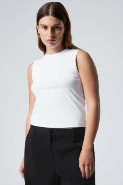 SCHULTERBETONTES, ENG ANLIEGENDES TANKTOP|Weekday Online