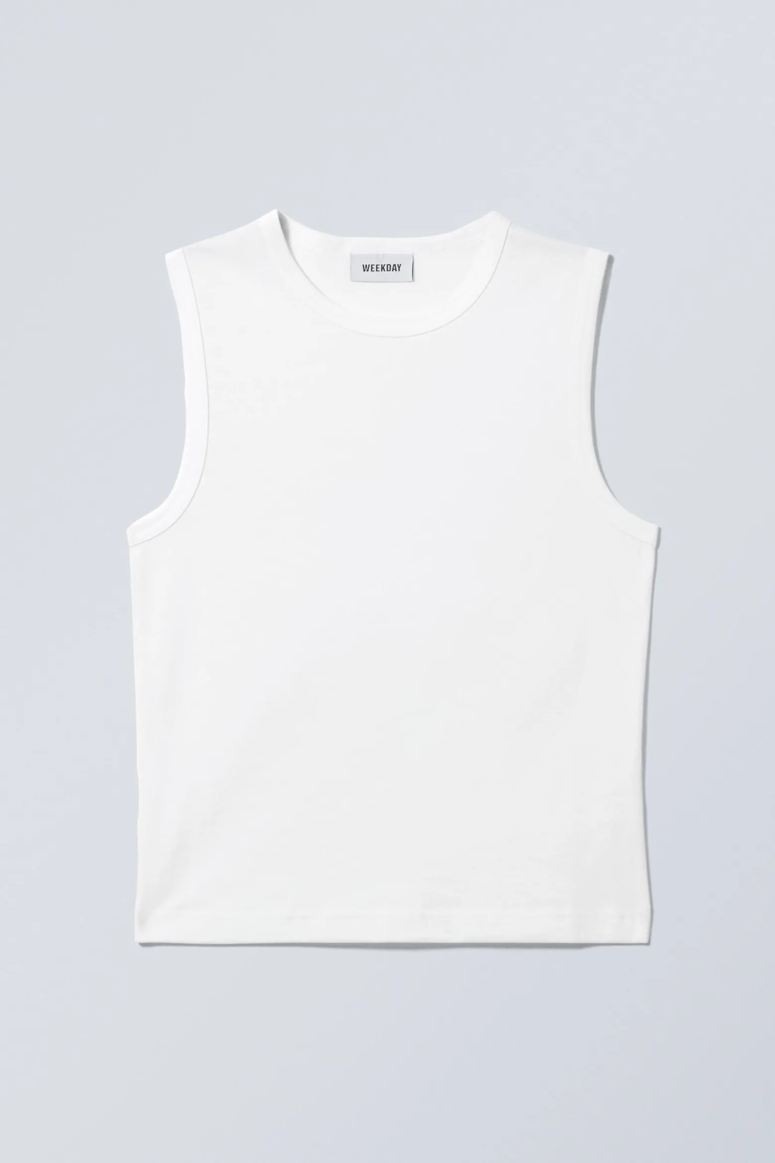 SCHULTERBETONTES, ENG ANLIEGENDES TANKTOP|Weekday Online