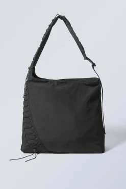 SCHULTERTASCHE MIT KORDELZUG DAWA|Weekday Hot