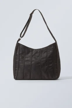 SCHULTERTASCHE MIT PASPELIERUNG|Weekday Hot
