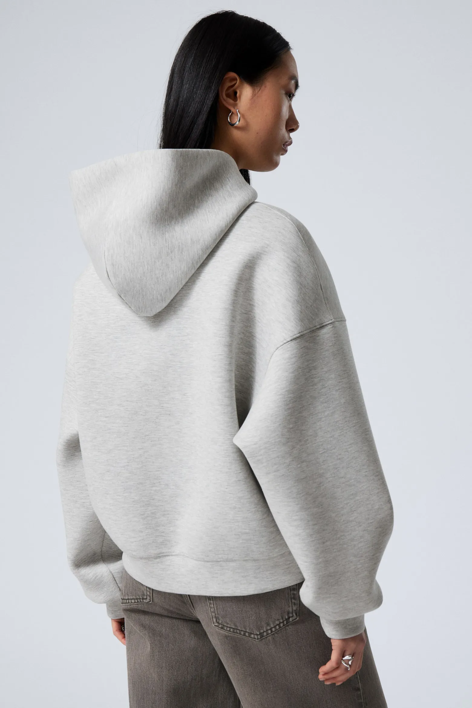 SCUBA-HOODIE MIT OVERSIZE-PASSFORM|Weekday Fashion