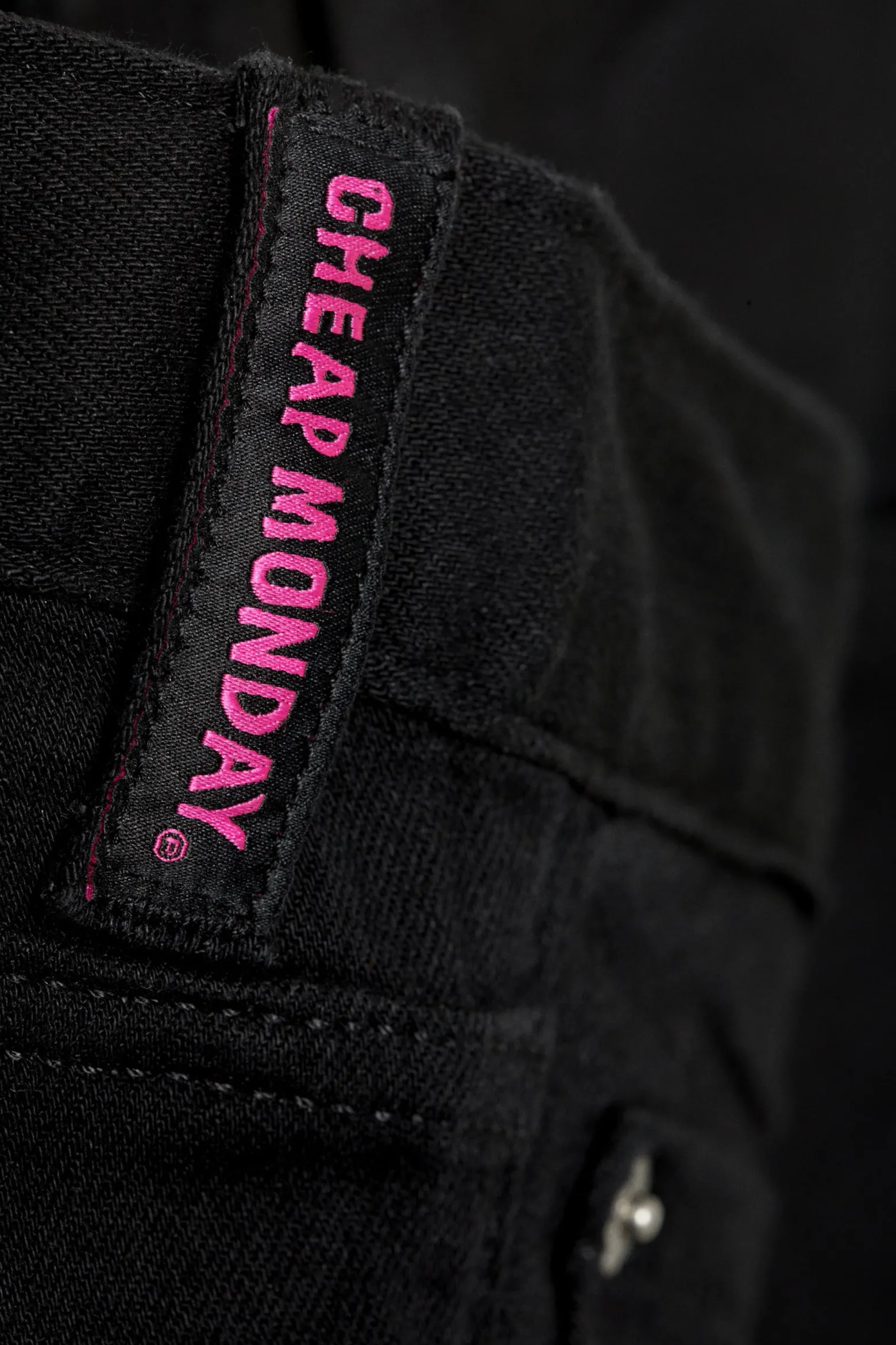 SLEEZE – SKINNY-JEANS MIT NIEDRIGER TAILLE|Weekday Cheap