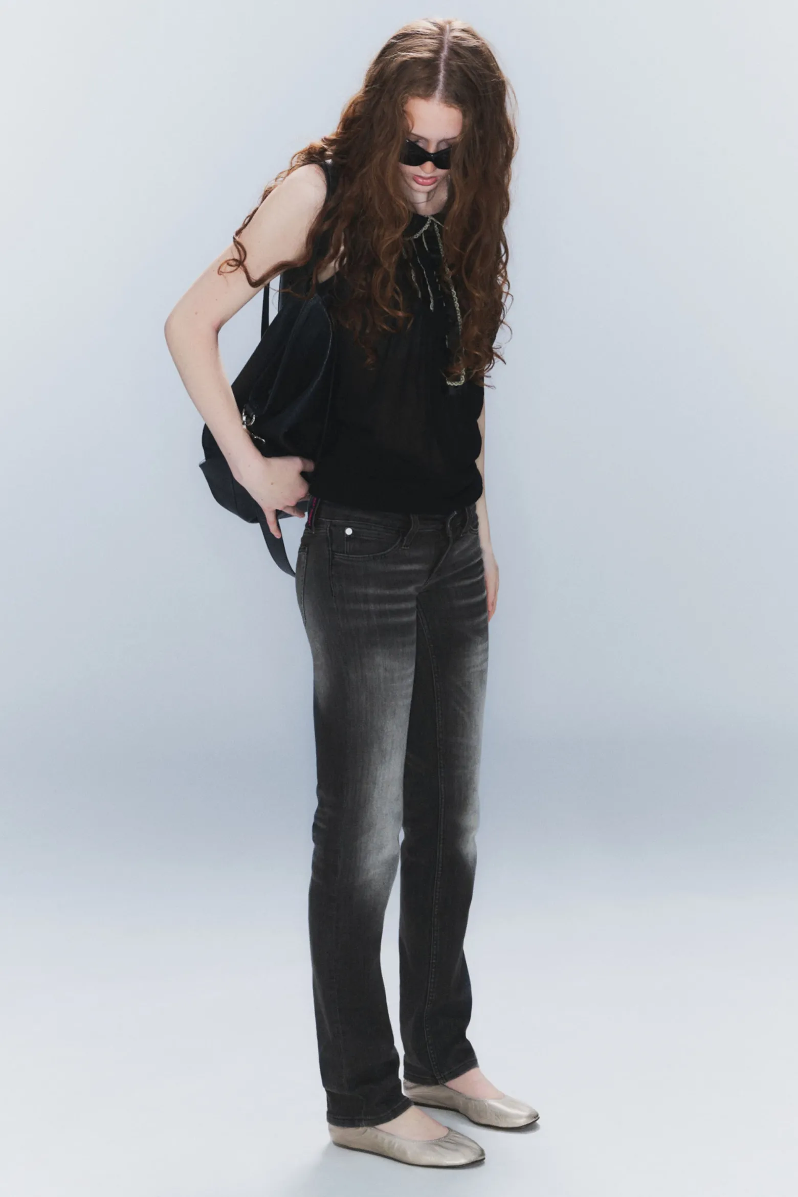 SLEEZIE – SKINNY STRAIGHT JEANS MIT NIEDRIGEM BUND|Weekday Sale