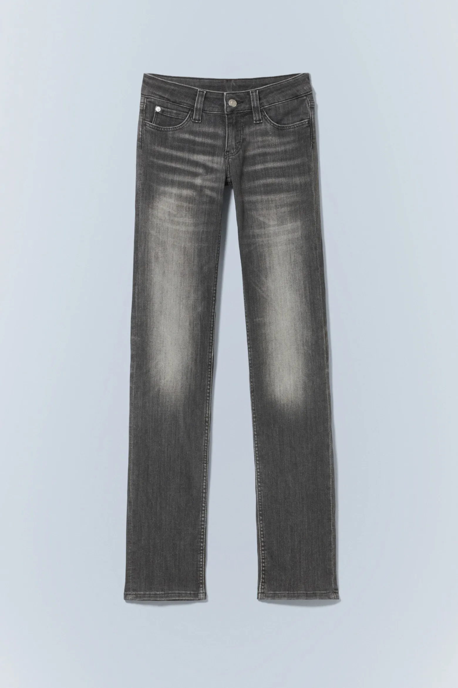 SLEEZIE – SKINNY STRAIGHT JEANS MIT NIEDRIGEM BUND|Weekday Sale