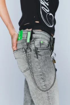 SLEEZIE – SKINNY-JEANS MIT NIEDRIGER TAILLE|Weekday Best Sale