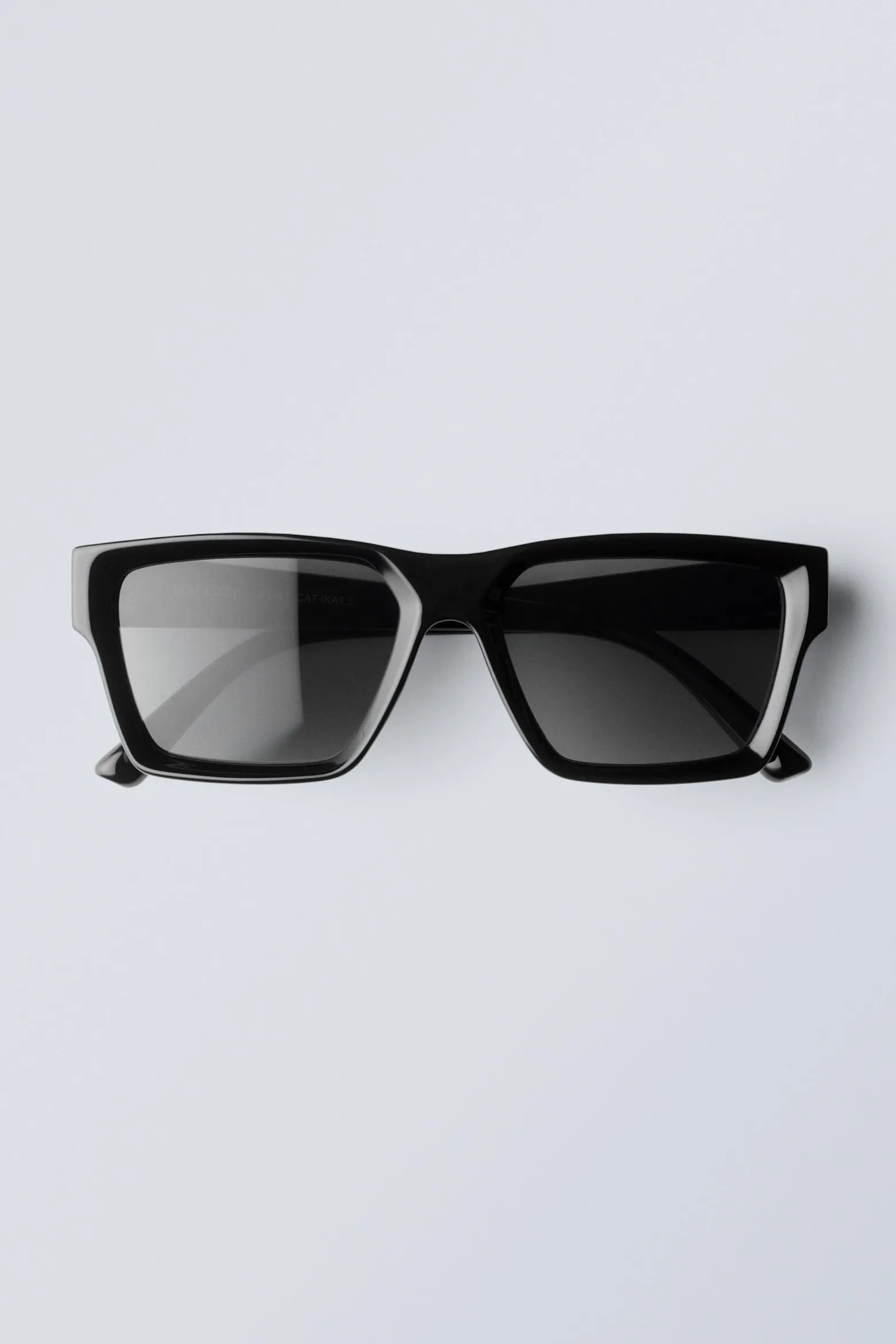 SONNENBRILLE PORT|Weekday Hot