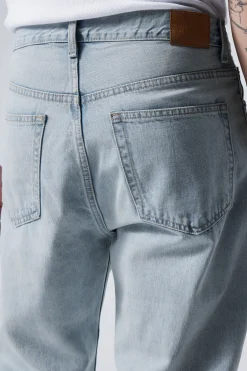 SPACE RELAXED STRAIGHT LEG JEANS|Weekday Sale