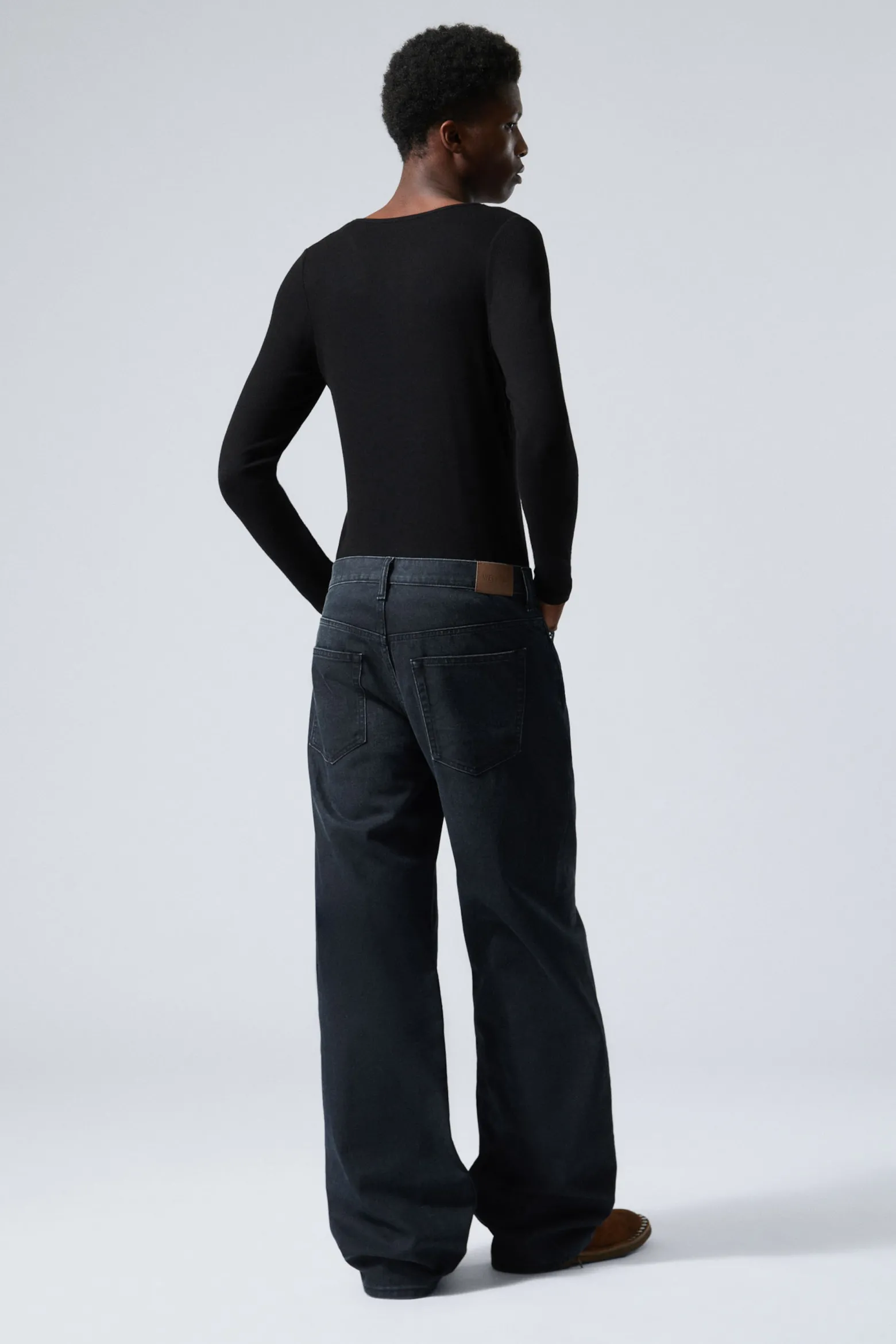 SPHERE LOW WAIST LOOSE STRAIGHT LEG JEANS|Weekday Cheap