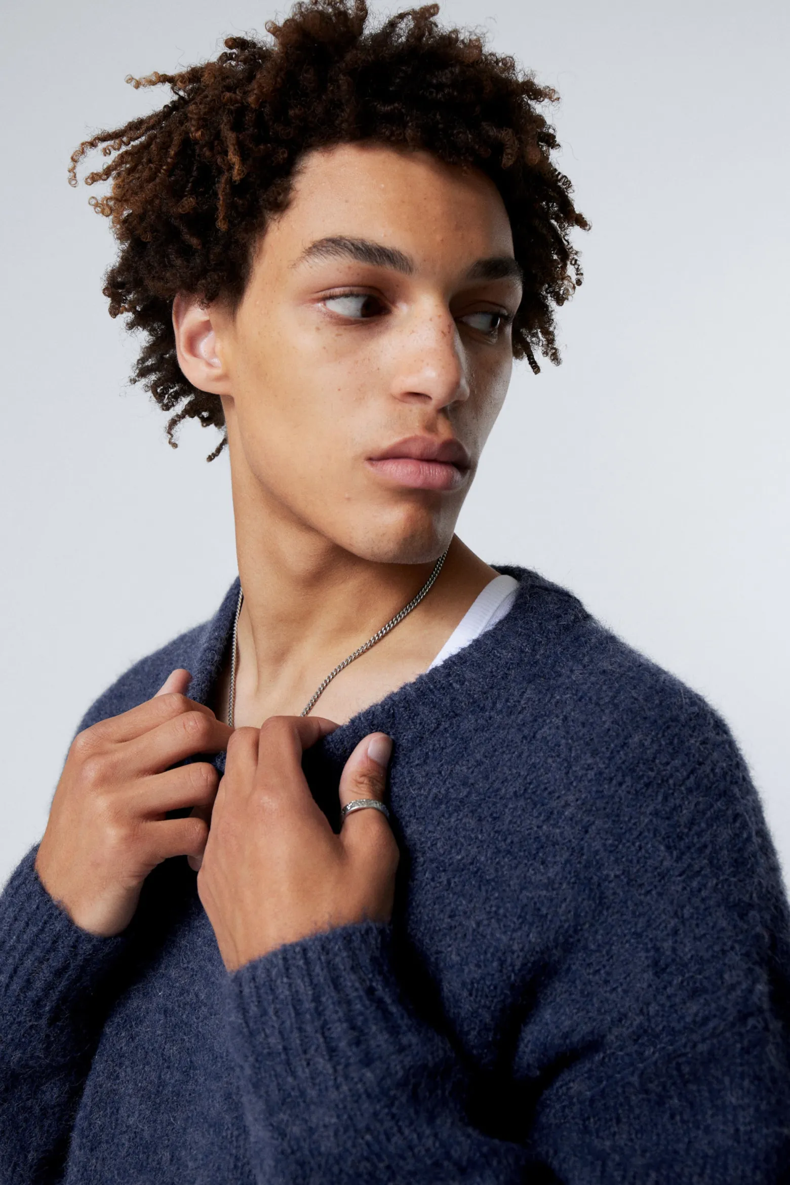STRICKPULLOVER AUS EINER WOLLMISCHUNG|Weekday New