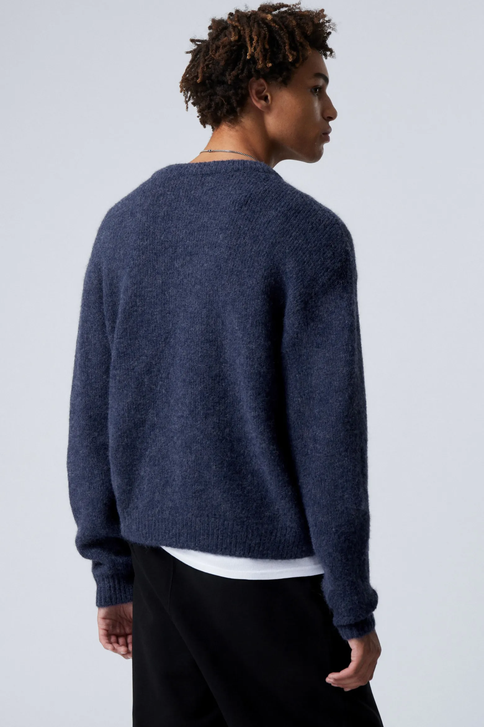 STRICKPULLOVER AUS EINER WOLLMISCHUNG|Weekday New