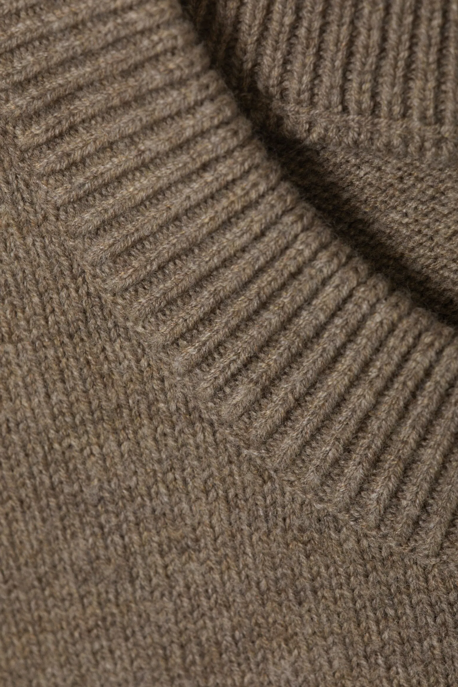 STRICKWESTE|Weekday Cheap