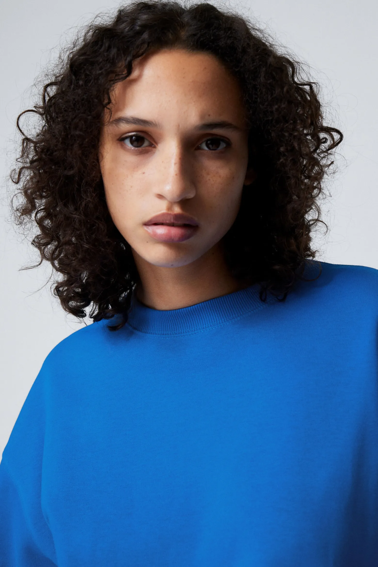 SWEATSHIRT STANDARD ESSENCE|Weekday Sale