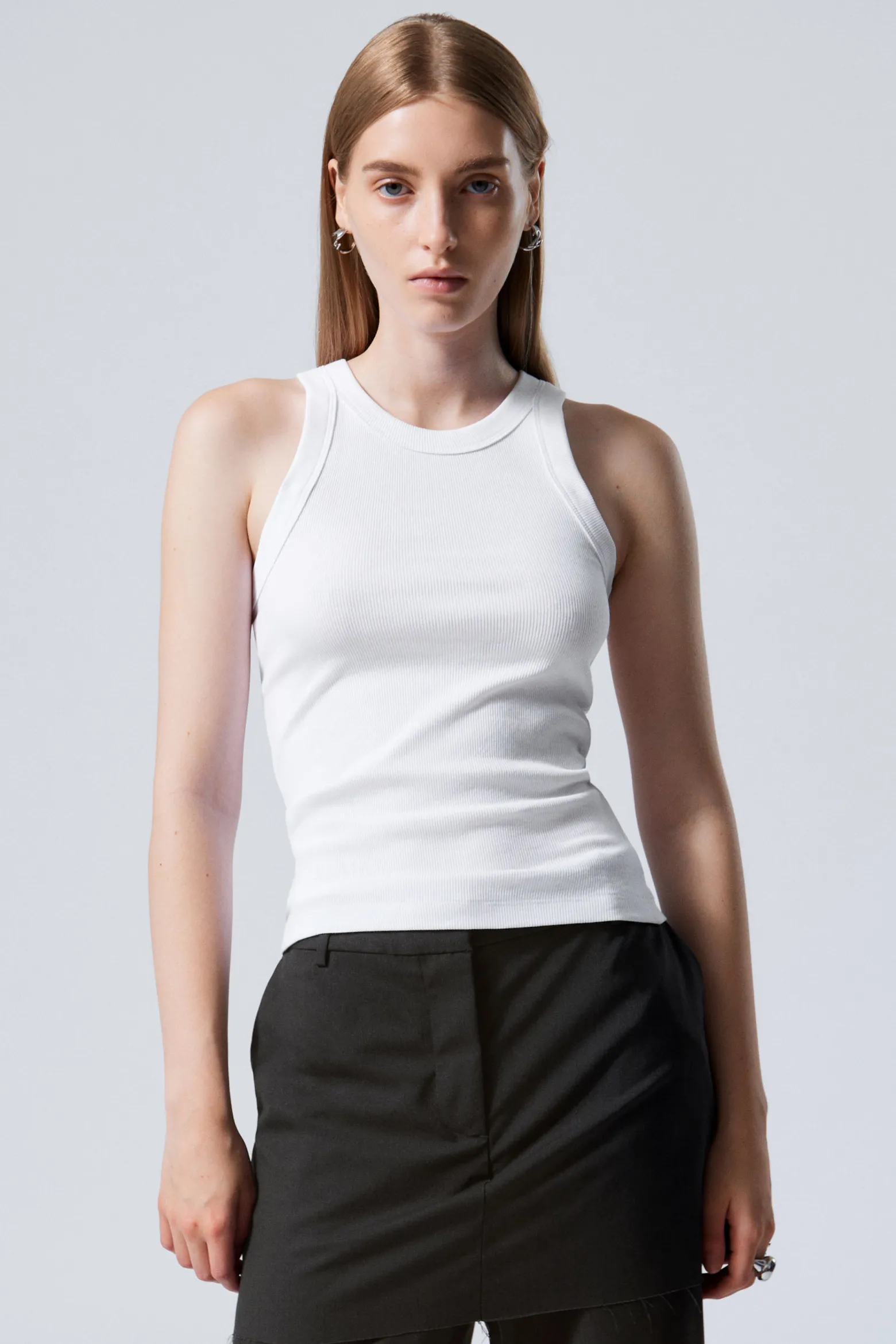 TAILLIERTES GERIPPTES TANKTOP|Weekday Clearance