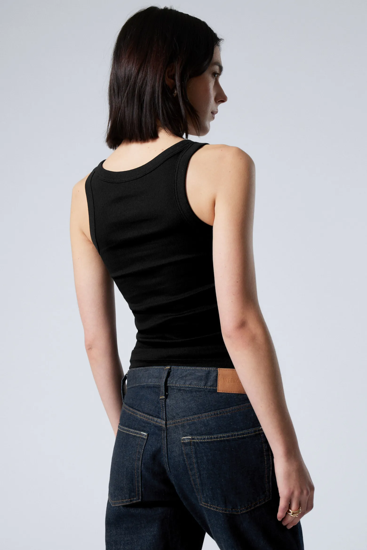 TAILLIERTES GERIPPTES TANKTOP|Weekday New