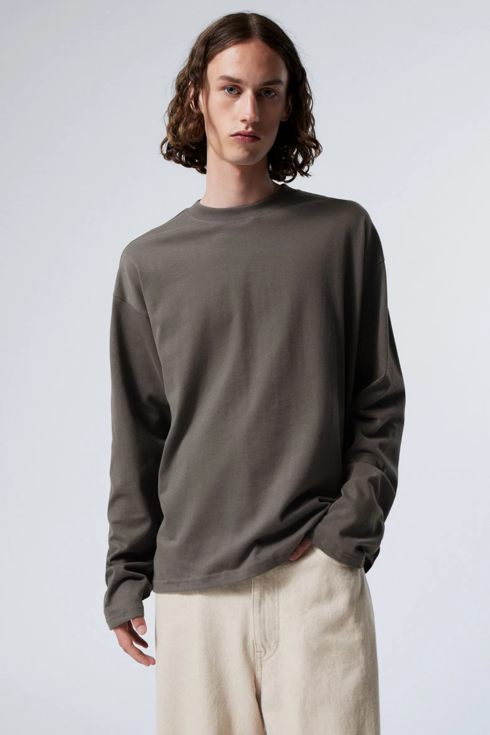TOLLES LONGSLEEVE IN BOXY-PASSFORM|Weekday New