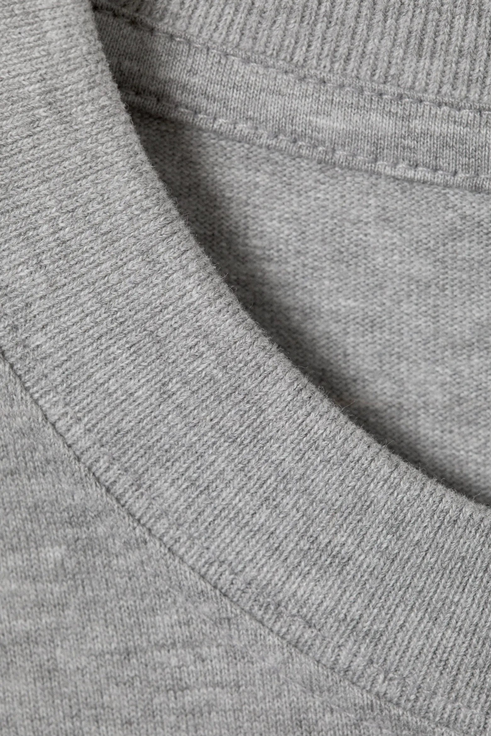 TOLLES LONGSLEEVE IN BOXY-PASSFORM|Weekday Best